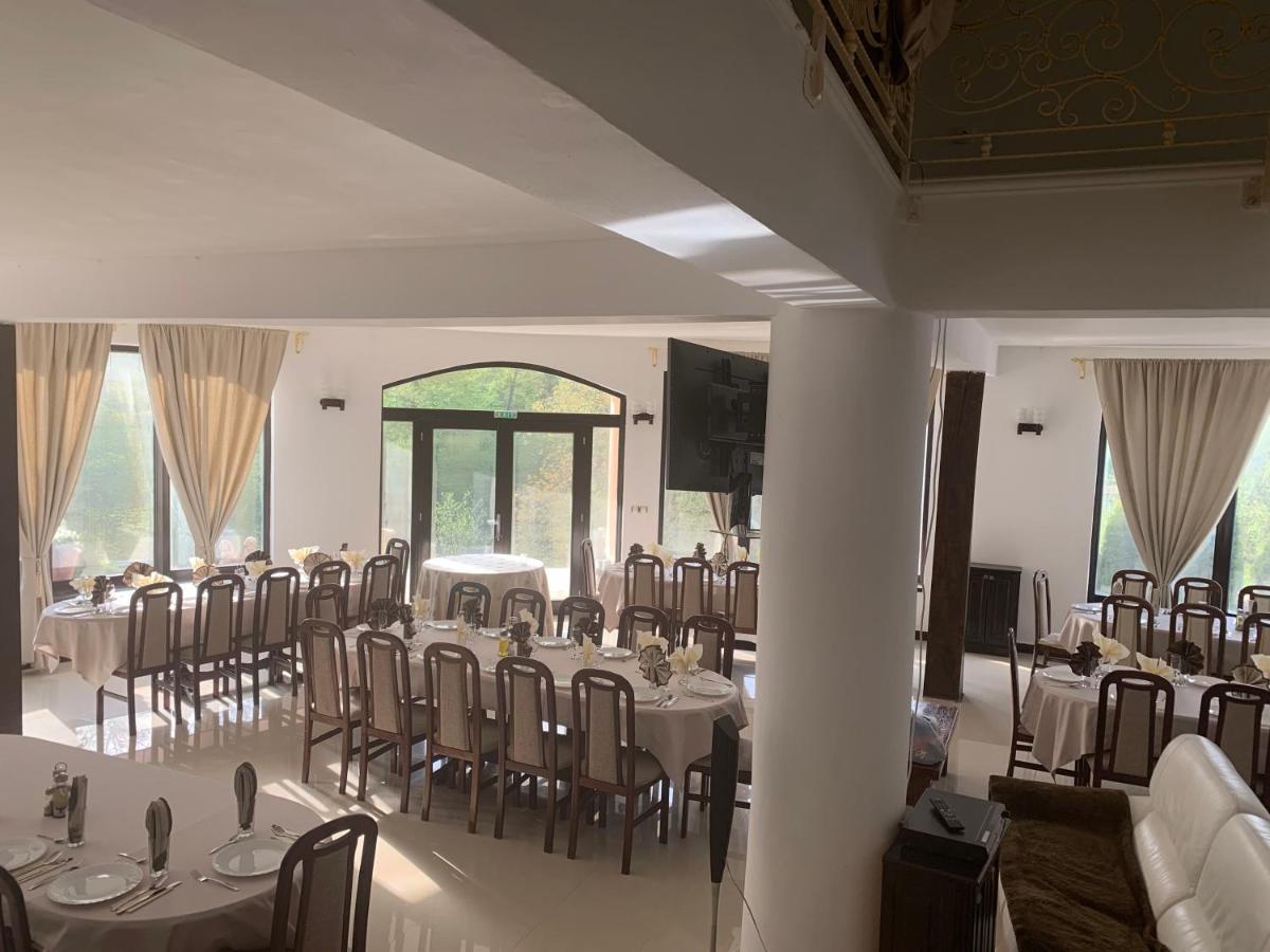 Hotel Pensiunea Medeea Pestis Zewnętrze zdjęcie