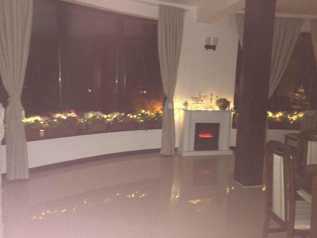 Hotel Pensiunea Medeea Pestis Zewnętrze zdjęcie